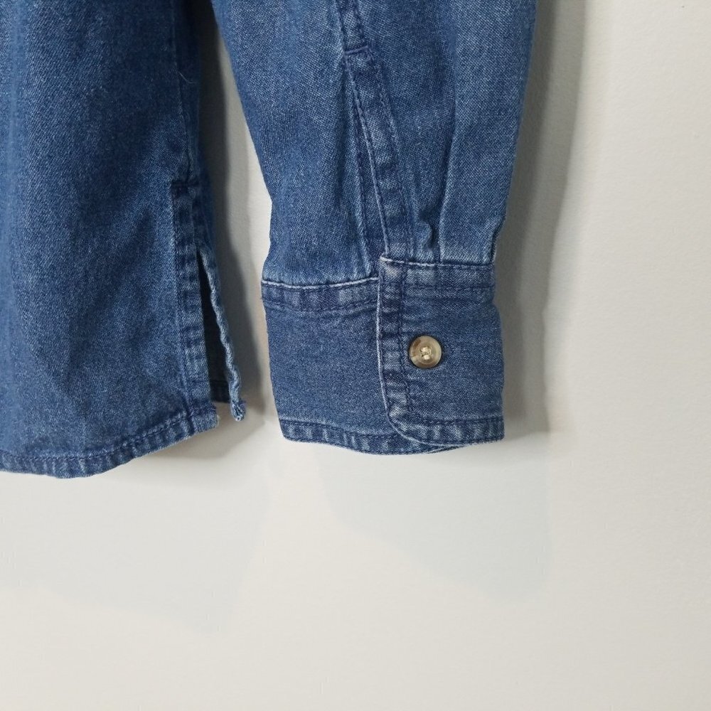 Chambray Button Down Snowman Snowflakes Shirt - image 6